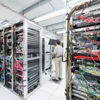 طراحی ، نصب و راه اندازی دوربین و شبکه کامپیوتری