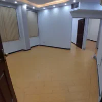 فروش اداری بر میدان اصلی