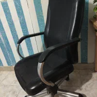 صندلی چرخ دار شرکتی