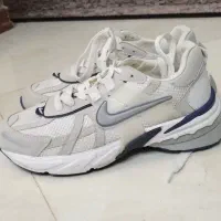 کتونی دخترانه کاملا نو و تمیز