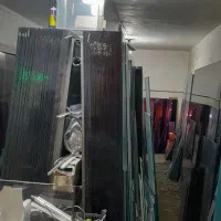 شیشه بری و شیشه ساختمانی درب و پنجره .ویترین