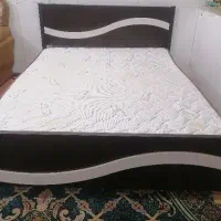 تخت و تشک رزخواب