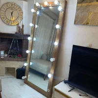 اینه چراغ دار بزرگ در حد نو