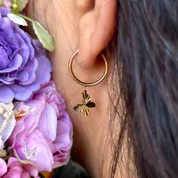 گوشواره طلا لیزری پروانه