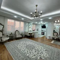 ۸۰ متر طبقه۵ نما تراورتن/سالن پرده خور رو به نما