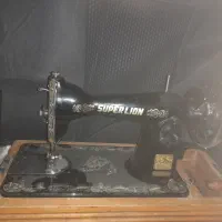 چرخ خیاطی قدیمی شیر نشان