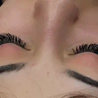 اکستنشن مژه برای مدل با هزینه کم و با کیفیت متریال