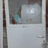درب انباری یا دستشویی