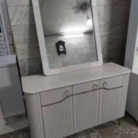 میز کنسول و آینه|بوفه، ویترین، کنسول|قم, شهرک توانیر|دیوار