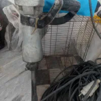 چکش برقی کم کار کرد کنار بوده سالم با ۳ ماه ظمانت|ابزارآلات|قم, انصار‌الحسین|دیوار