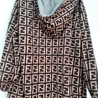 بارونی|لباس|شاندیز, |دیوار