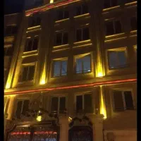 220 متر 4 خوابه 5 ساله کلید نخورده طبقات مختلف