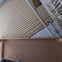 تخت چوبی محکم برای بیمار
