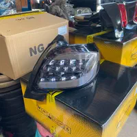 چراغ جلو و خطر عقب ۲۰۶ طرح 207 و 206صندوقدار sd|قطعات یدکی و لوازم جانبی|کرج, کمال‌شهر|دیوار