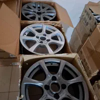 رینگ و لاستیک یک ماهه|قطعات یدکی و لوازم جانبی|مرودشت, استادیوم|دیوار