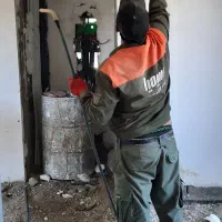 برقکار نیمه ماهر آشنا به دزدگیر و دوربین