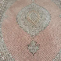 فرش کرمی ۷۰۰شانه