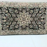 پشتی در حد نو دوازده عدد