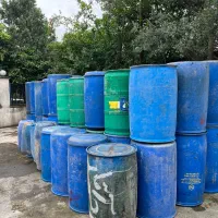 بیشتر از ۱۰۰ عدد بشکه پلاستیکی صنعتی و ضخیم