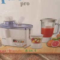 آبمیوه گیری ۴کاره کاملا نو