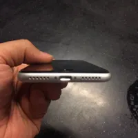 اپل iPhone SE (2020) با حافظهٔ ۱۲۸ گیگابایت|موبایل|شاهین‌شهر, خانه کارگر|دیوار