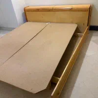 تخت دو نفره چوب خودرنگ