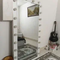 اینه بزرگ