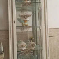 ویترین و اینه شمعدون