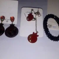 بدلیجات.شیک ست کامل شرابی رنگ همراه بادستبندزیبا