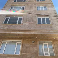 فروش واحد مسکونی ۱۳۰ متری کلید نخورده شیک