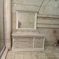 میز ارایش|بوفه، ویترین، کنسول|شاهین‌شهر, حافظ جنوبی|دیوار