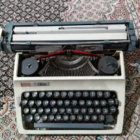 ماشین تایپ نویس آلمانی ‌‌اریکا سالم