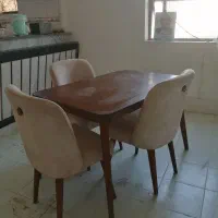 میز ناهار خوری