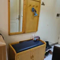 جاکفشی (چوبکده) با آینه