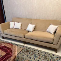 کاناپه راحتی سه نفره کرم رنگ