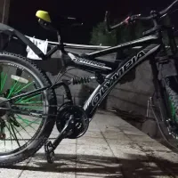 دو چرخه|دوچرخه، اسکیت، اسکوتر|بم, |دیوار