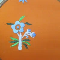 گلدوزی پارچه اطلس