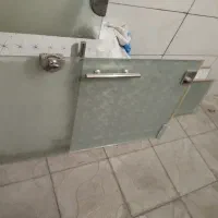 شیشه پنجره سکوریت با قفل ومات کن
