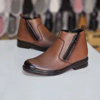 حراج انواع نیم بوت چرم|کیف، کفش، کمربند|اصفهان, تخت فولاد|دیوار