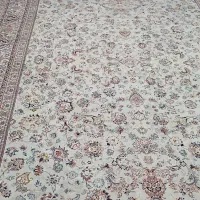 دوعدد قالی