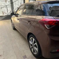 هیوندای i20