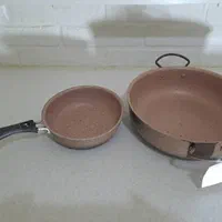 ظروف تفلون چدن روی....|ظروف پختوپز|هشتگرد, هشتگرد قدیم|دیوار