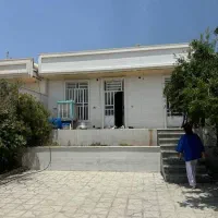 منزل سه خواب 300 متری درب از حیاط