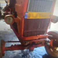 تراکتور و لیس