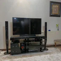 میز تلویزیون تمیز بدون خط و خش