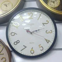 ساعت ۳۰ سانتی درجه یک بی صدا با یکسال ضمانت