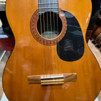 گیتار کلاسیک یاماهاc40اندونزی اصل سری قدیم کارکرده|گیتار، بیس، امپلیفایر|لاهیجان, انقلاب|دیوار