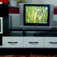 تلویزیون و میز ودیجیتال