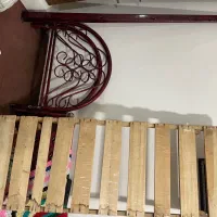 تخت خواب یک نفره