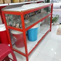 ویترین فلزی